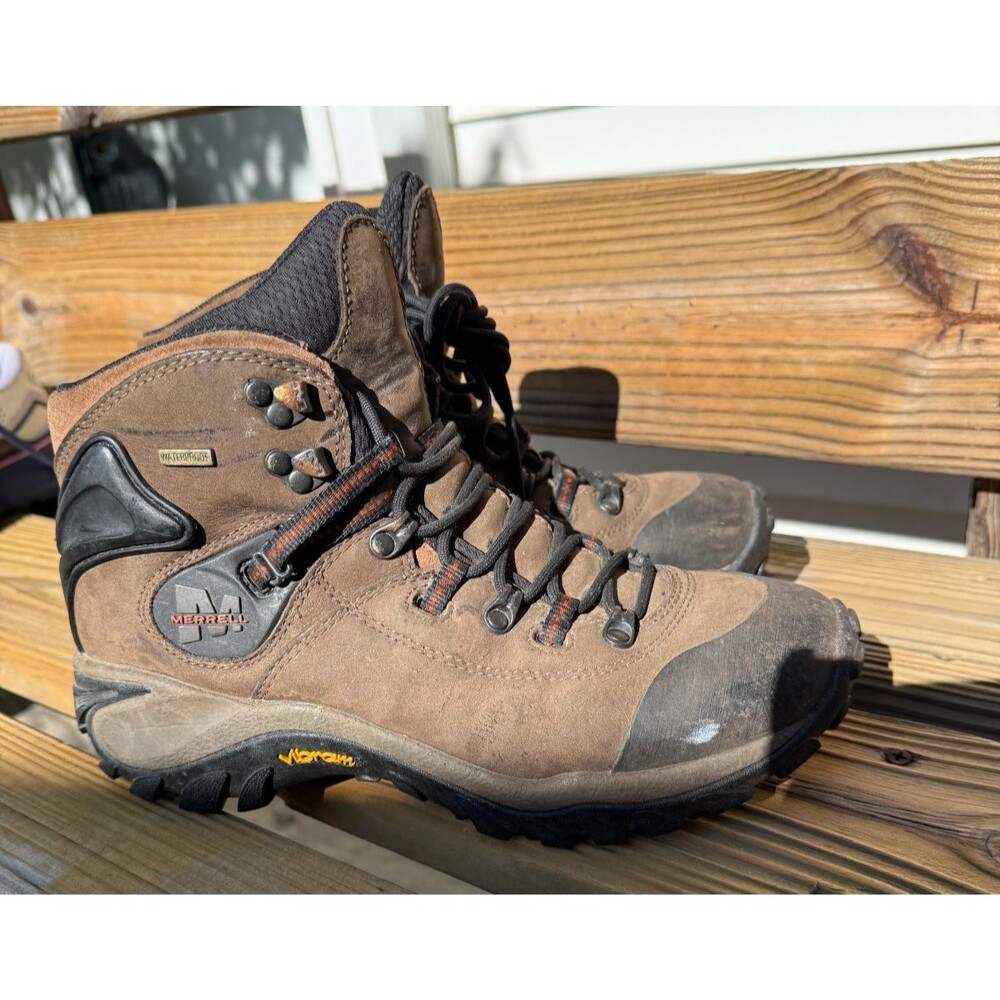 MERRELL CHAMELEON Brown Leather Waterproof Hiking Backpacking Vibram Boots 9 Wom